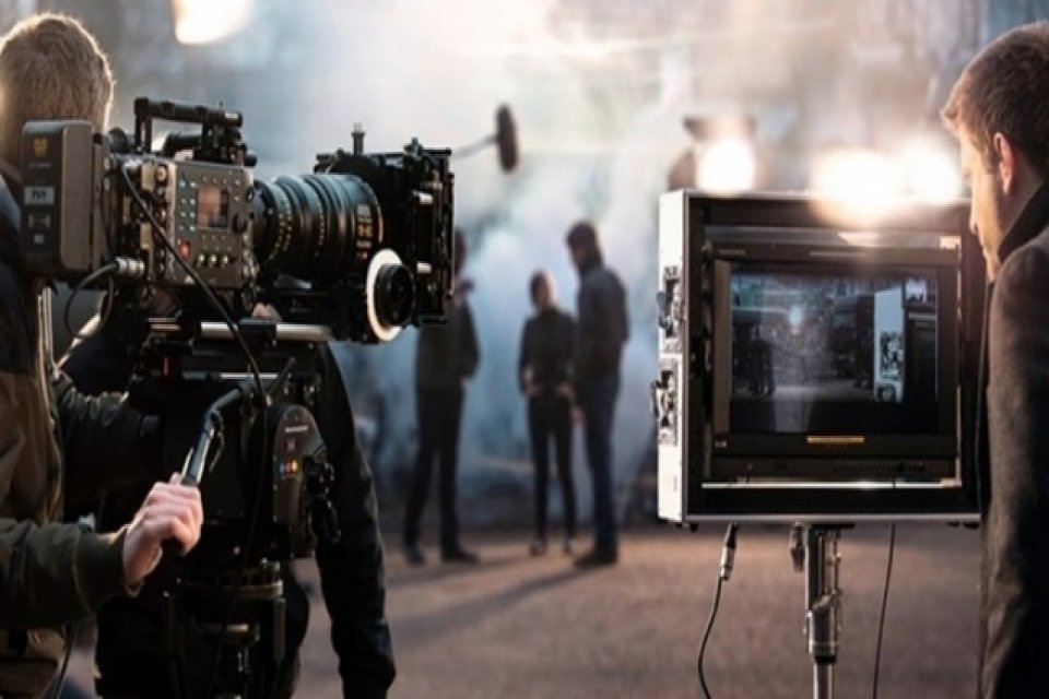 K&uuml;lt&uuml;r ve Turizm Bakanlığı'nca, sinema sekt&ouml;r&uuml;ne 2022 yılı i&ccedil;erisinde 293