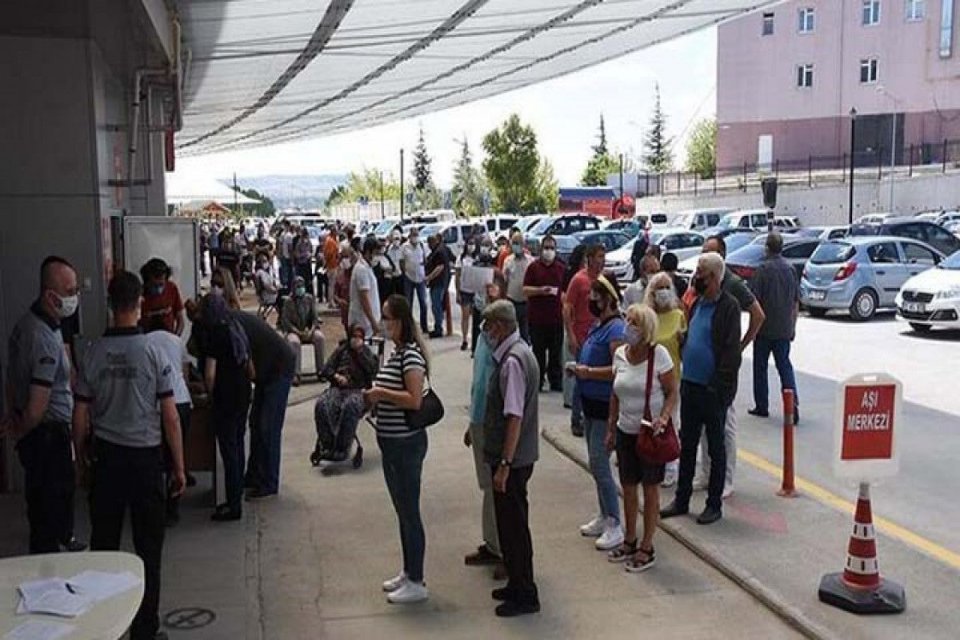 Sağlık Bakanlığı yeni bir uygulama ile randevuya kota getirdi. Yurttaş,