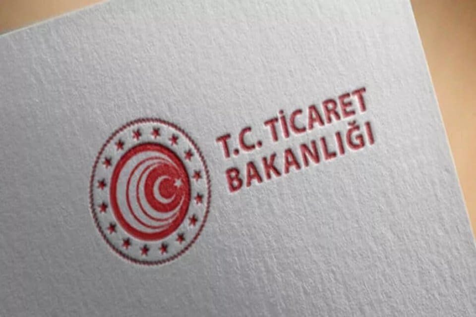 Ticaret Bakanlığı yurt dışından T&uuml;rkiye'ye g&ouml;nderilen yardım malzemelerinin g&uuml;mr&uuml;k vergisi,
