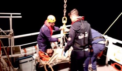 Bakırköy açıklarındaki gemide 5 kişi hastaneye kaldırıldı
