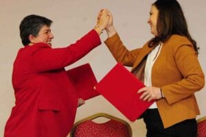 Bal&ccedil;ova Belediyesi ve T&uuml;rkiye Kadın Dernekleri Federasyonu (TKDF) arasında d&uuml;zenlenen