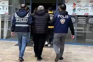 Muğla'nın Marmaris il&ccedil;esinde R.S.&rsquo;nin (68) cep telefonundaki mobil bankacılık uygulamasından