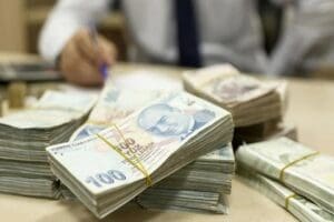 Emeklilikte Yaşa Takılanlar (EYT) d&uuml;zenlemesinde 2 milyon 250 bin kişinin