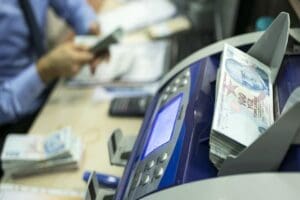 Bankacılık sekt&ouml;r&uuml;n&uuml;n toplam mevduatı, 7 Nisan ile biten haftada 168,8