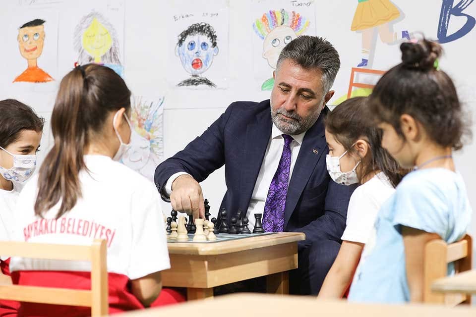 K&uuml;lt&uuml;r- sanat ve hobi kurslarını bu yıl ilk kez Bayraklı
