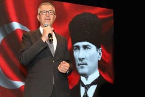 Gaziemir Belediyesi&rsquo;nin d&uuml;zenlediği, Prof. Dr. Hasan Mert&rsquo;in konuşmacı olarak katıldığı