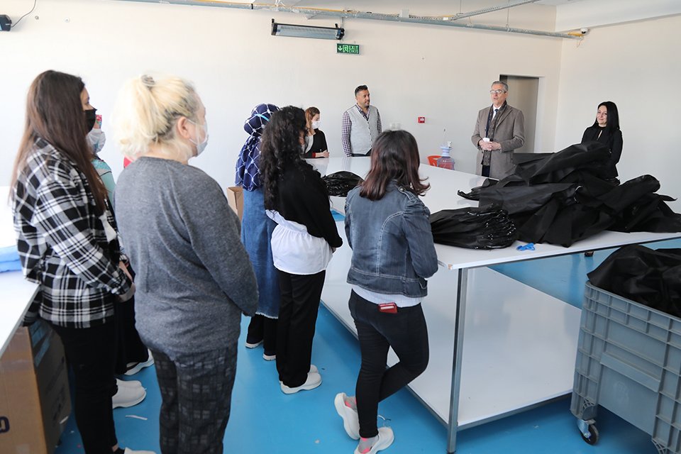 Şiddet mağduru kadınları istihdam eden Beyka Sağlık Ürünleri firmasını 8