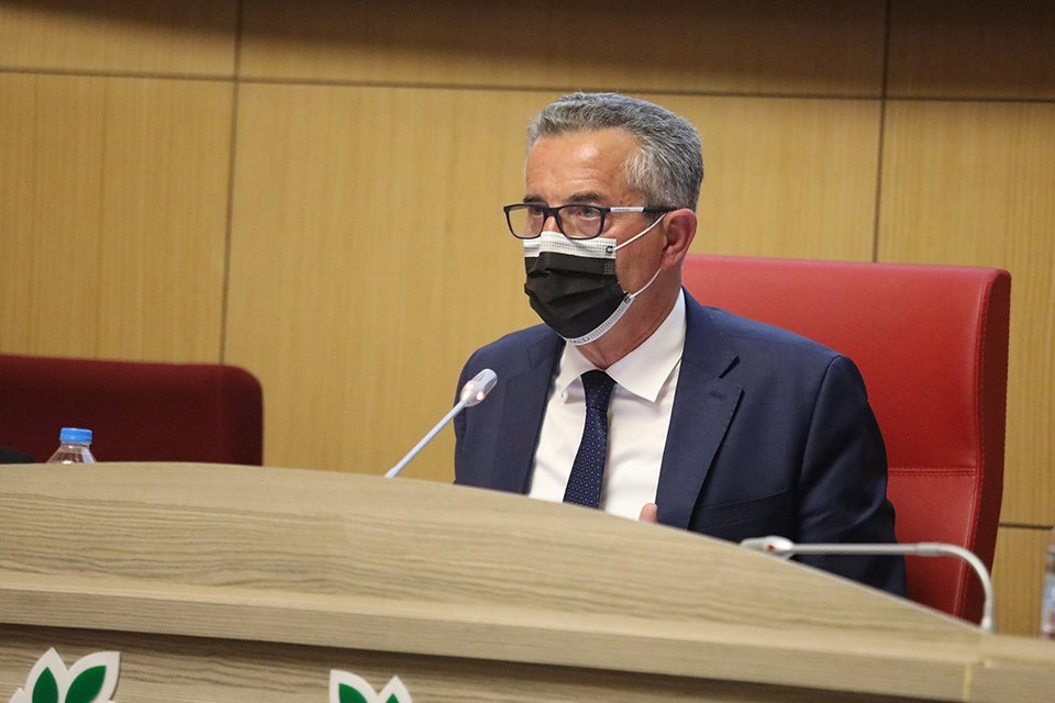 Meclis başkan vekilleri, divan kâtipleri, encümen ve ihtisas komisyonları üyelerinin