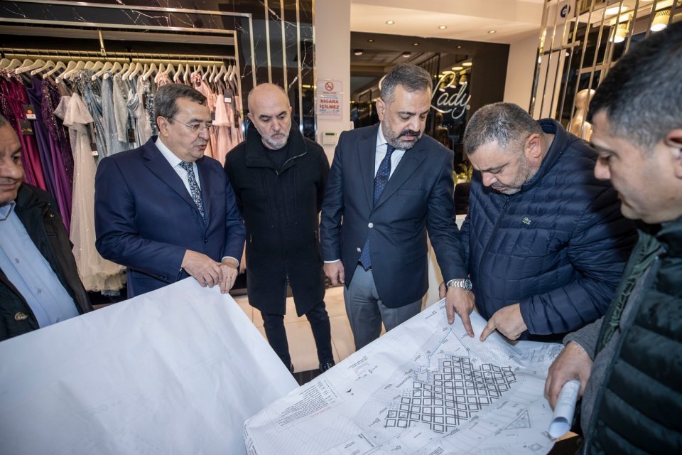 Cumhuriyet Halk Partisi İzmir İl Başkanı Şenol Aslanoğlu, 100 gün