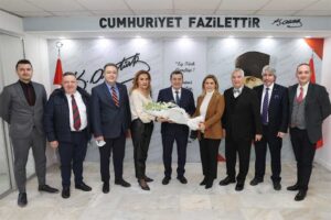 Konak Belediye Başkanı Abdül Batur’a Etik Ege Turistik İşletmeler Birliği’nden