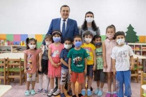 Konak Belediye Başkanı Abd&uuml;l Batur, yaklaşan Kurban Bayramı &ouml;ncesinde &ccedil;alışanlarıyla
