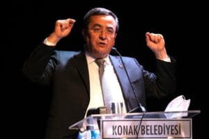 Cumhuriyet Halk Partisi Konak İl&ccedil;e &Ouml;rg&uuml;t&uuml;n&uuml;n, Konak&rsquo;taki 111 Mahalle Temsilcisini