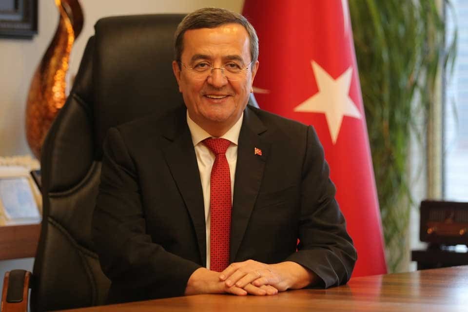 Konak Belediye Başkanı Abd&uuml;l Batur, İzmir&rsquo;in Kurtuluş G&uuml;n&uuml; olan 9