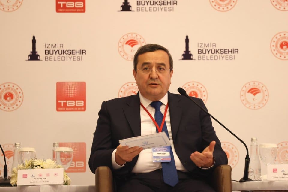 T&uuml;rkiye Belediyeler Birliği&rsquo;nin (TBB) d&uuml;zenlediği &ldquo;Akıllı Şehirler ve Kent Ekonomisi&rdquo;