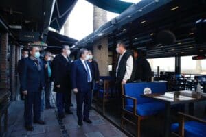 Konak Belediye Başkanı Abd&uuml;l Batur, kontroll&uuml; normalleşme s&uuml;reci ile birlikte