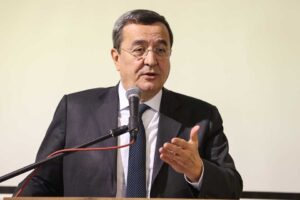 Konak Belediye Başkanı Abdül Batur, İzmir’i Sevenler Platformu’nun İzmir Büyükşehir