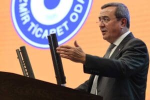 Konak Belediye Başkanı Abd&uuml;l Batur, İZTO&rsquo;nun ekim ayı meclis toplantısına