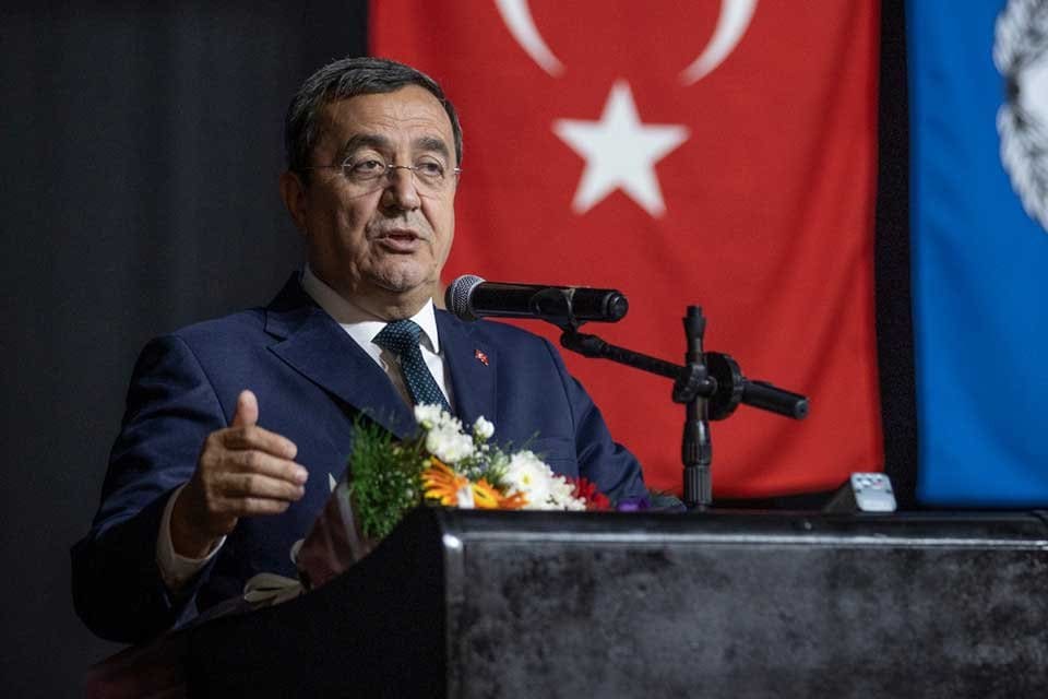 Zabıta Haftası&rsquo;nı personeliyle kutlayan Başkan Batur, &ouml;zellikle pandemi s&uuml;recinde ger&ccedil;ekleştirdikleri