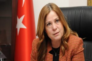 Balçova Belediye Başkanı Fatma Çalkaya'nın bir süredir rahatsız olan 79