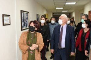 Karaburun Belediye Başkanı İlkay Girgin Erdoğan ve eşi Teoman Erdoğan,