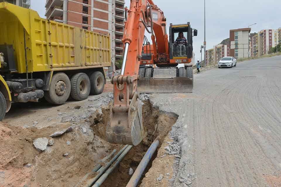 &Ccedil;iğli Belediyesi&rsquo;nin Mart ayı ikinci olağan birleşiminde il&ccedil;ede ger&ccedil;ekleşen altyapı