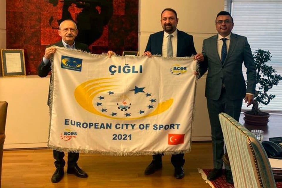 &Ccedil;iğli Belediye Başkanı Utku G&uuml;mr&uuml;k&ccedil;&uuml;, CHP Genel Başkanı Kemal Kılı&ccedil;daroğlu&rsquo;nu