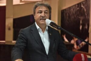 Yaklaşık 20 bin kişinin yaşamını yitirdiği 17 Ağustos Depremi&rsquo;nin yıl