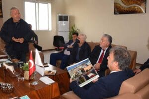 &nbsp; Bornova Belediye Başkanı Dr. Mustafa İduğ, Işıkkent Ayakkabıcılar Sitesi