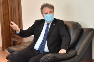 ​İzmir Esnaf ve Sanatkarlar Odaları Birliği (İESOB) Başkanı Zekeriya Mutlu,