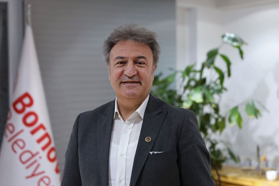 Bornova Belediye Başkanı Dr. Mustafa İduğ'dan S&uuml;per Lig'e &ccedil;ıkacak &uuml;&ccedil;&uuml;nc&uuml;