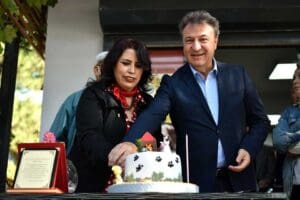 Bornova Belediye Başkanı Dr. Mustafa İduğ, can dostlara olan sevgisi