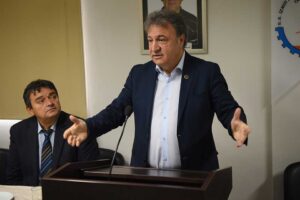 Bornova Belediye Başkanı Dr. Mustafa İduğ, D&ouml;k&uuml;mc&uuml;ler Sanayi Sitesi esnafı