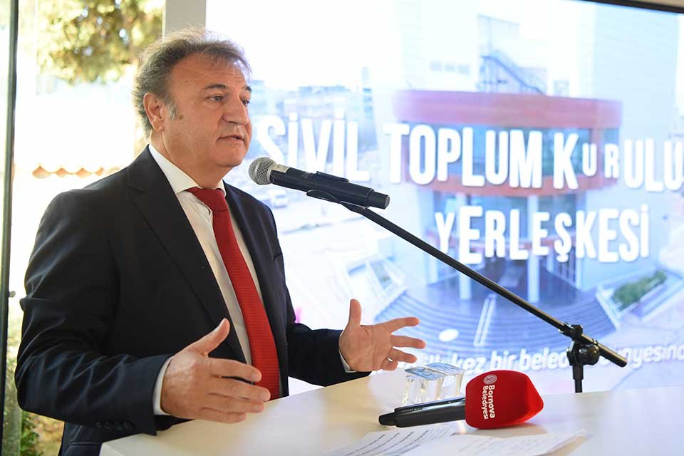 19 Ekim Muhtarlar Günü Bornova’da Bornova Belediyesi’nin organizasyonunda kutlandı. Bornova