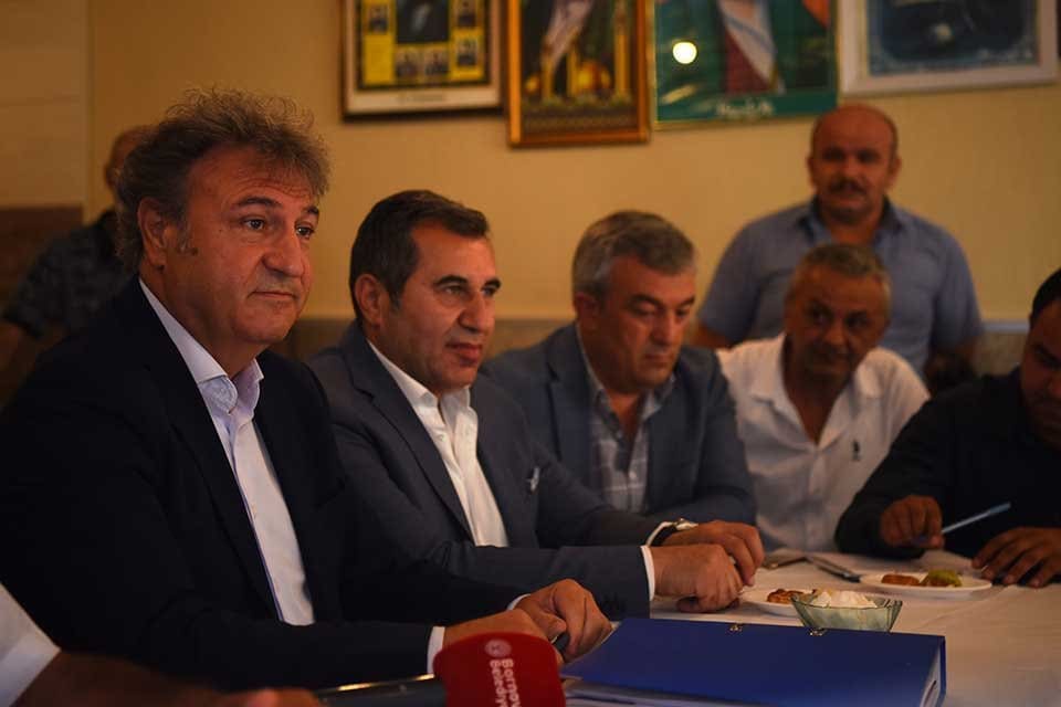 Bornova Belediye Başkanı Dr. Mustafa İduğ, Nald&ouml;ken Mahallesi&rsquo;nde STK temsilcileri