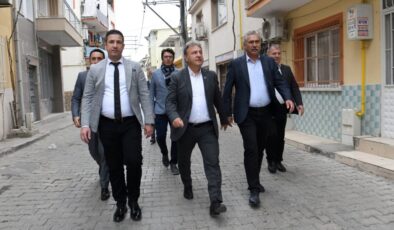 Başkan İduğ sahaya indi:  Altındağ’da esnafı dinledi