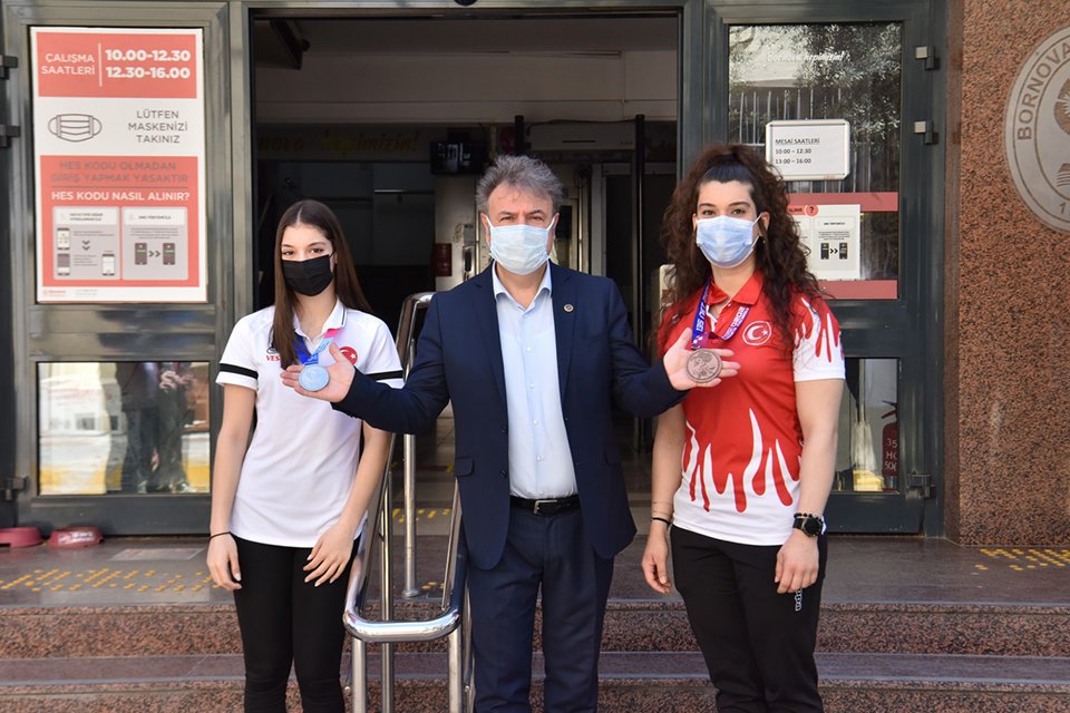 Bornova Belediye Başkanı Dr. Mustafa İduğ, 19 Mayıs Atatürk’ü Anma