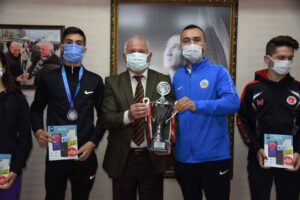 Kemalpaşa Belediye Başkanı Rıdvan Karakayalı, 8-11 Nisan tarihlerinde Antalya’da düzenlenenKick