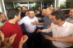 Menderes Belediyesi'ne y&ouml;nelik yapılan yolsuzluk soruşturması kapsamında 31 kişi mahkemeye