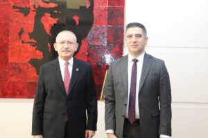 Menderes Belediye Başkanı Mustafa Kayalar, 500 günlük faaliyet raporunu CHP