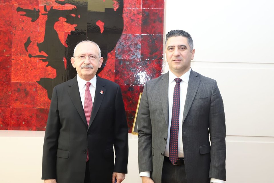 Menderes Belediye Başkanı Mustafa Kayalar, 500 günlük faaliyet raporunu CHP