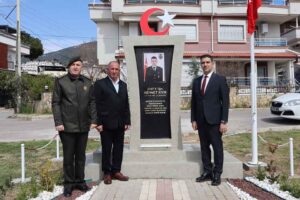 İzmir’in Menderes ilçesinde 18 Mart Çanakkale Zaferi ve Şehitleri Anma