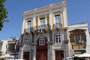 Başkan Oran, &ldquo;Sahipleri bir adım atmazsa &Ccedil;eşme Belediyesi olarak kamulaştırıp,