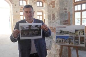 &Ccedil;eşme Belediye Başkanı M. Ekrem Oran, Cumhuriyet Meydanı 2. Etap