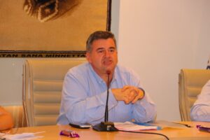 Erman Toroğlu’nun “Böyle çingenelik olur mu?” sözlerine tepki gösteren Çeşme