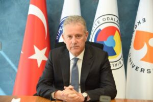 İZTO (İzmir Ticaret Odası) Y&ouml;netim Kurulu Başkanı Mahmut &Ouml;zgener 29