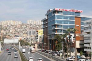 Bayraklı Belediyesi Covid 19 pandemisi ve geçtiğimiz haftalarda yaşanan deprem