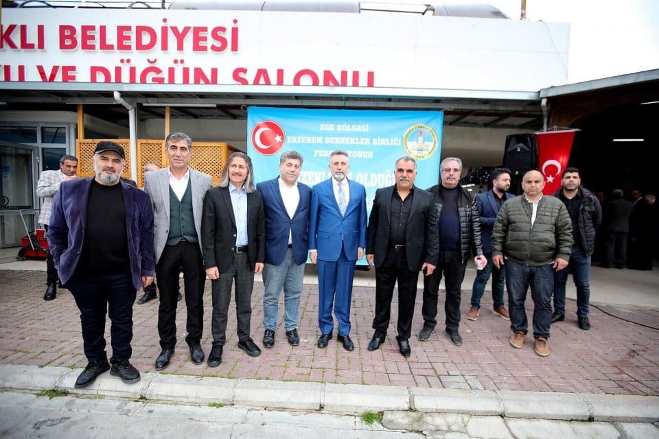 Bayraklı Belediye Başkanı Serdar Sandal, Ege B&ouml;lgesi Erzurum Dernekler Birliği