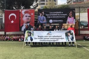 Bayraklı Belediyesi tarafından b&uuml;y&uuml;k coşkuyla ger&ccedil;ekleştirilen 23 Nisan Şenlikleri kapsamında