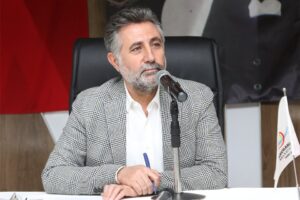 Bayraklı Belediyesi Meclisi, pandemi s&uuml;recinde sıkıntılı g&uuml;nler yaşayan esnafa destek