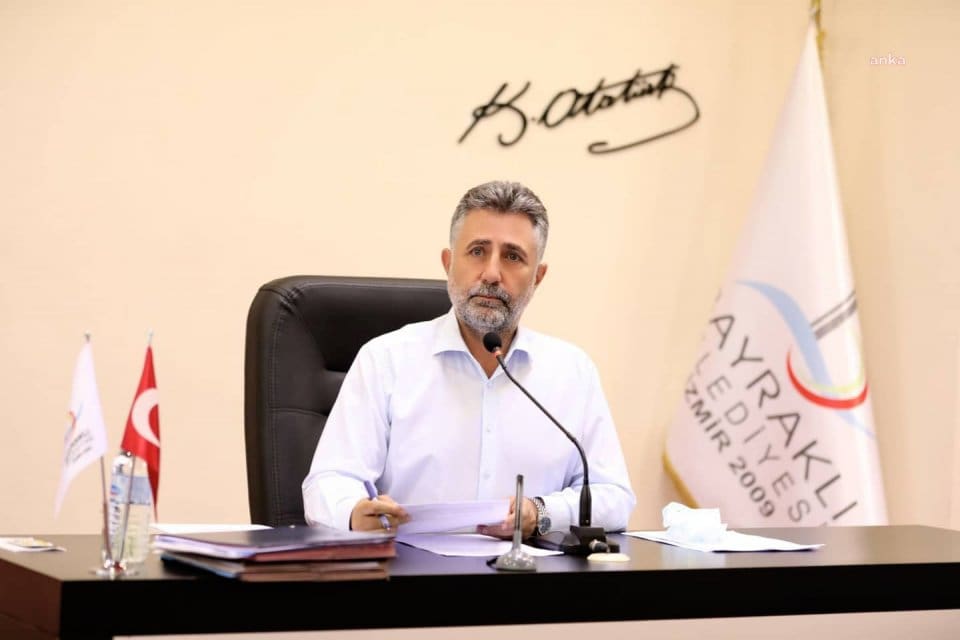 TOKİ'nin satışa &ccedil;ıkardığı Bayraklı rezerv alandaki parselleri g&uuml;ndemde tutmaya devam